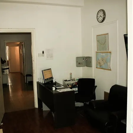 بيت شباب Xanthis Centre