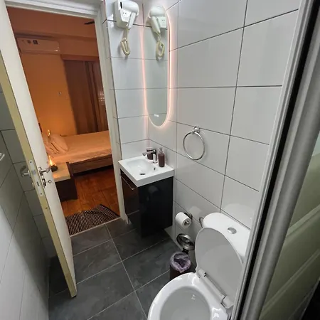 Xanthis Centre Hostel *