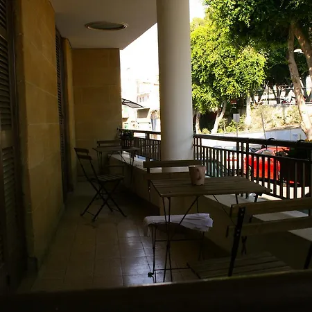 Xanthis Centre Hostel *