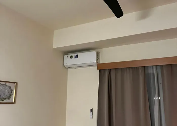 Xanthis Centre Ostello *