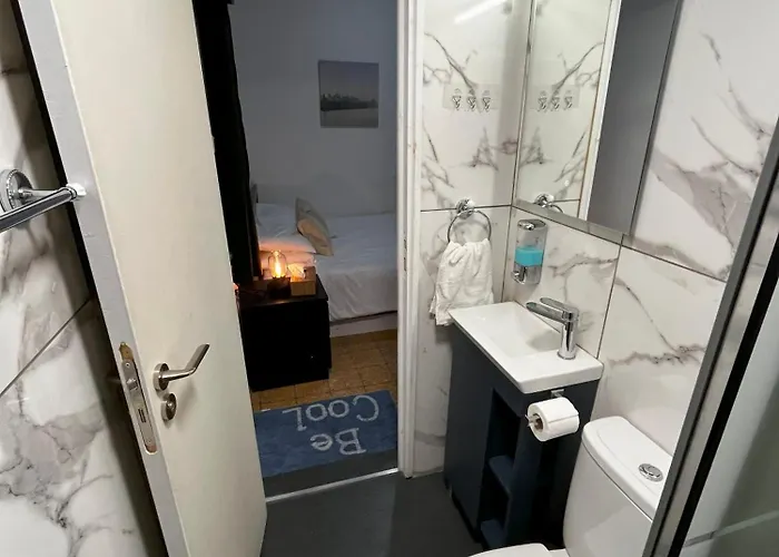 Xanthis Centre Nicosia